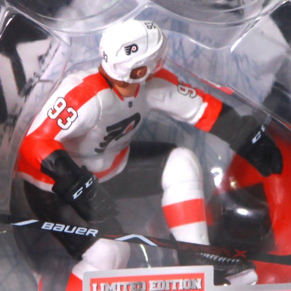 Jacub Voracek" Hockey Figurine by Imports Dragon for the Philedelphia Flyers NHL - Picture 3 of 5
